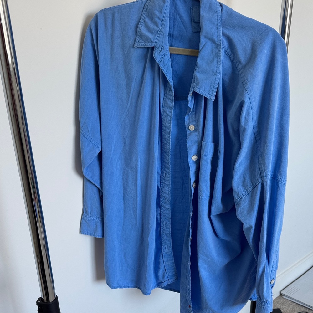 American Eagle Outfitters Sky Blue Shirt Size XS